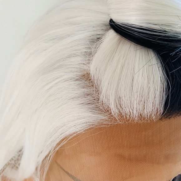Gorgeous White & Black Versatile 13x2.5 Lace Front Wig for Daily Wear or Events - Picture 9 of 13